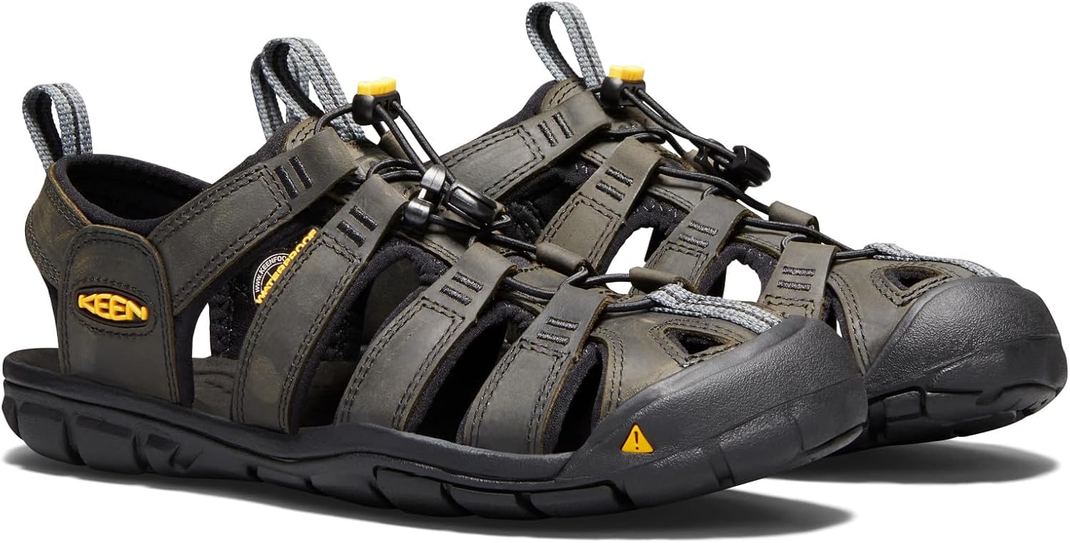 Keen Clearwater Cnx herr Sandal