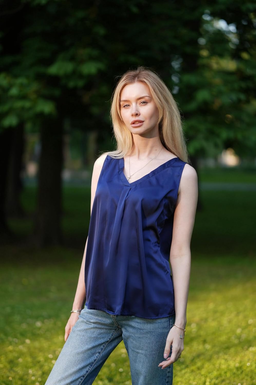 Hotouch Toppar damer, satin, linne, sommar, ärmlösa blustoppar, ledig, v-ringad, linne, eleganta toppar, lediga blusar, skjorta