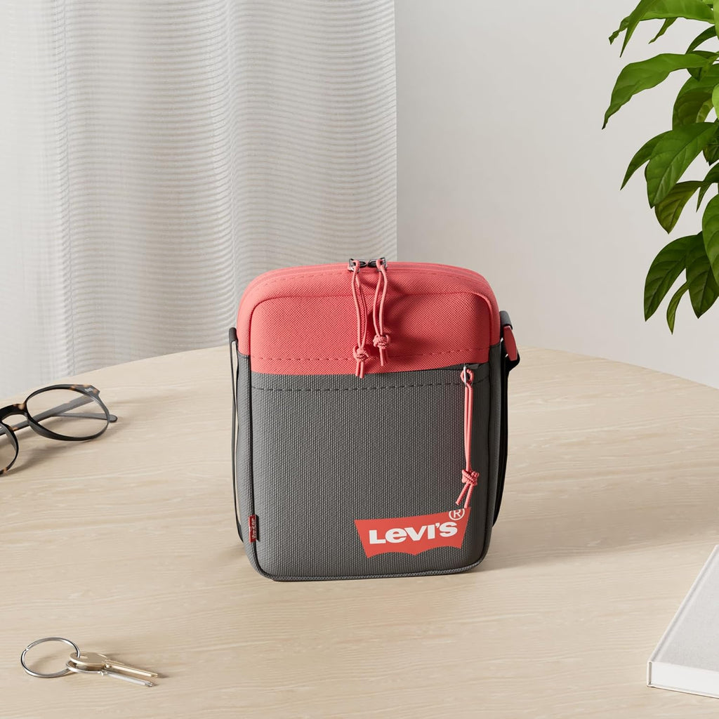 Levi's Mini Crossbody Solid (Red Batwing) CROSSBODY