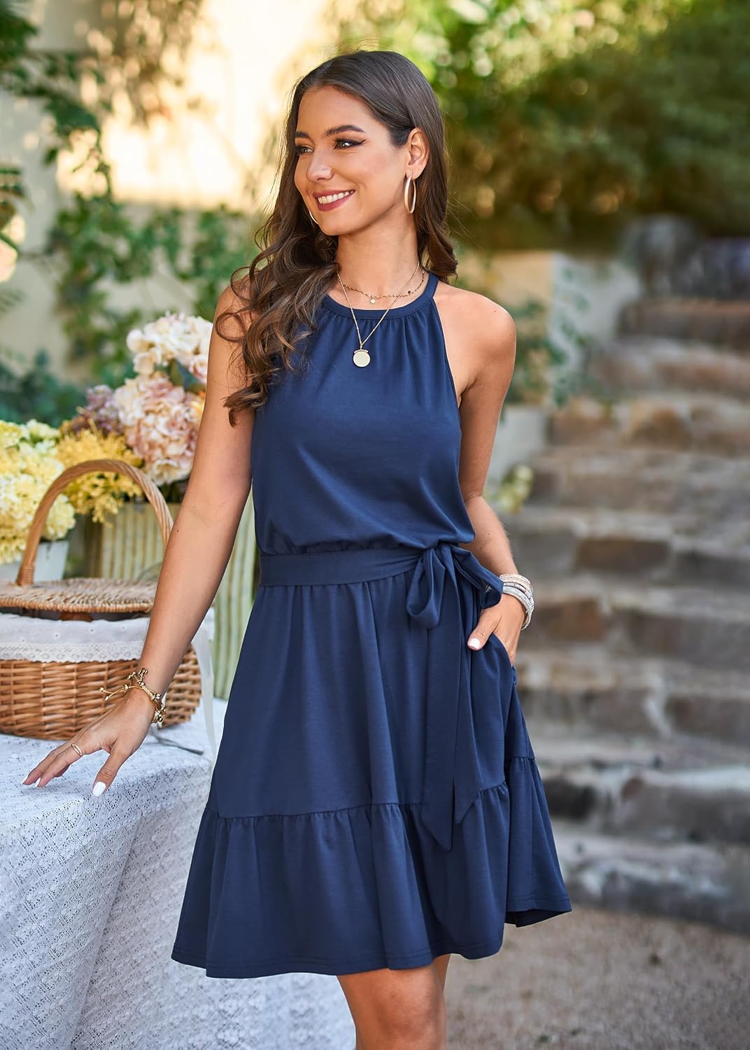 Newshows Sommarklänning för damer, halterneck-klänning, ärmlös klänning i ledig stil, solklänning med volang, klänning med fickor